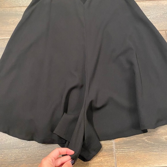 Worn once, EXCELLENT condition PeakABoo Flared Romper - Picture 7 of 16